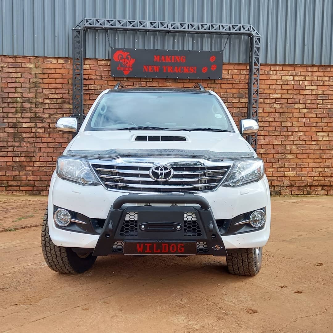 Wildog Toyota Fortuner (2011-2020) Bulldog Nudge Bar