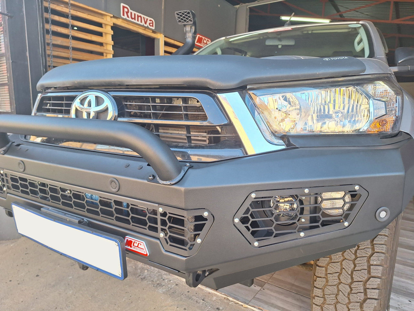 MCC Toyota Hilux GD6 (2020-Present) Legend/Raider "AFRICA" Style Bullbar Bumper