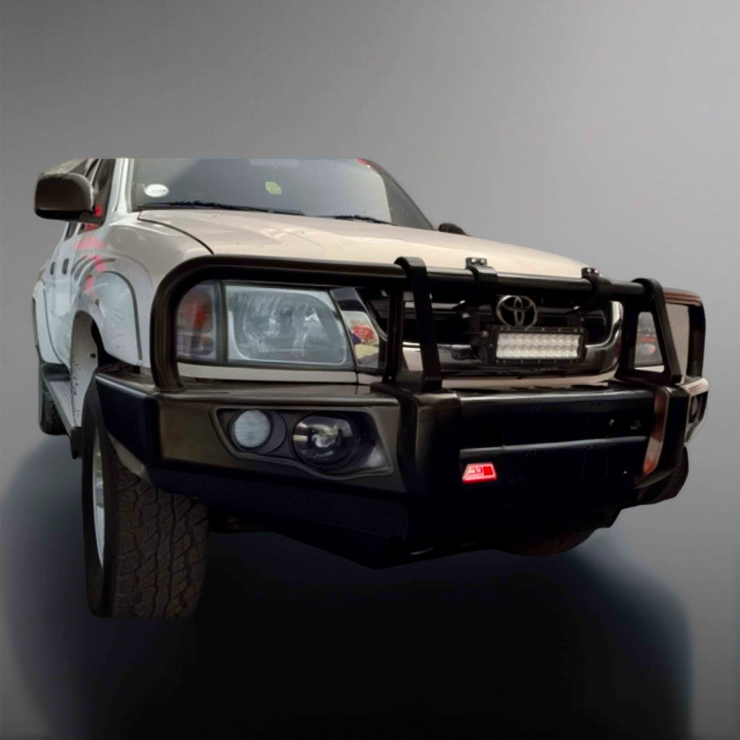 MCC Toyota Hilux KZTE (1997-2004) Post Type Bullbar Bumper