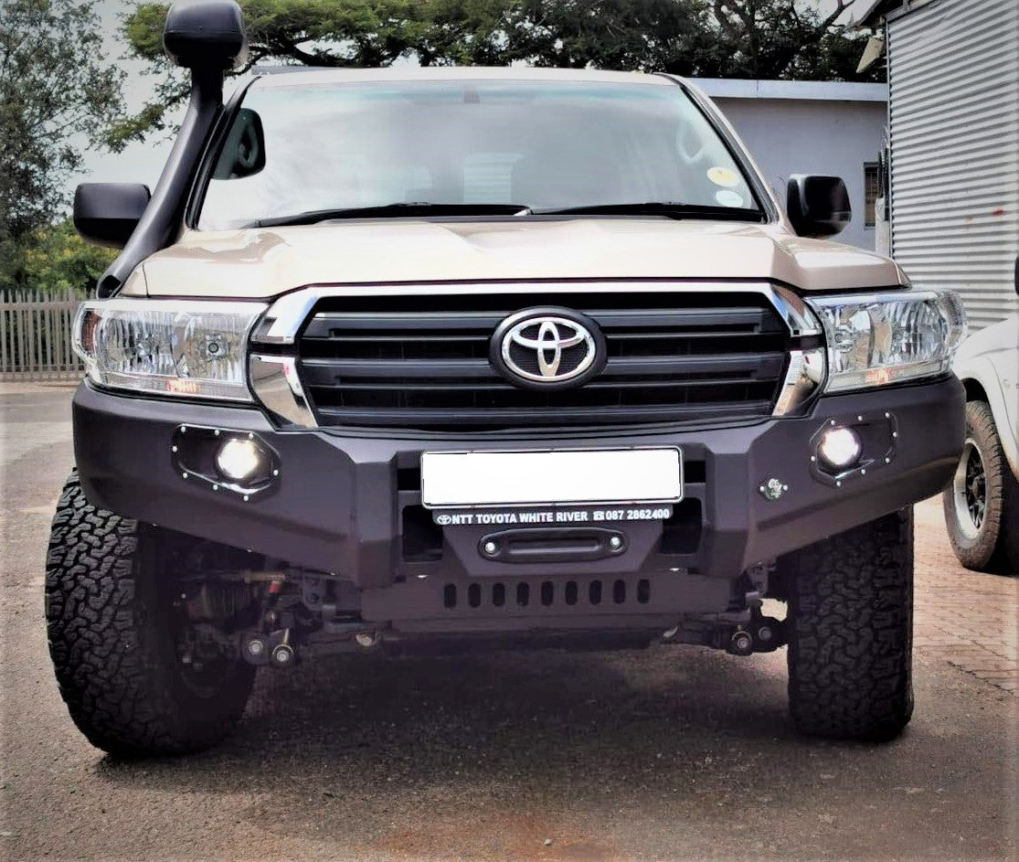 WILDOG Toyota Land Cruiser LC200 (2016-2021) K9 Front Replacement Bumper - No Nudge