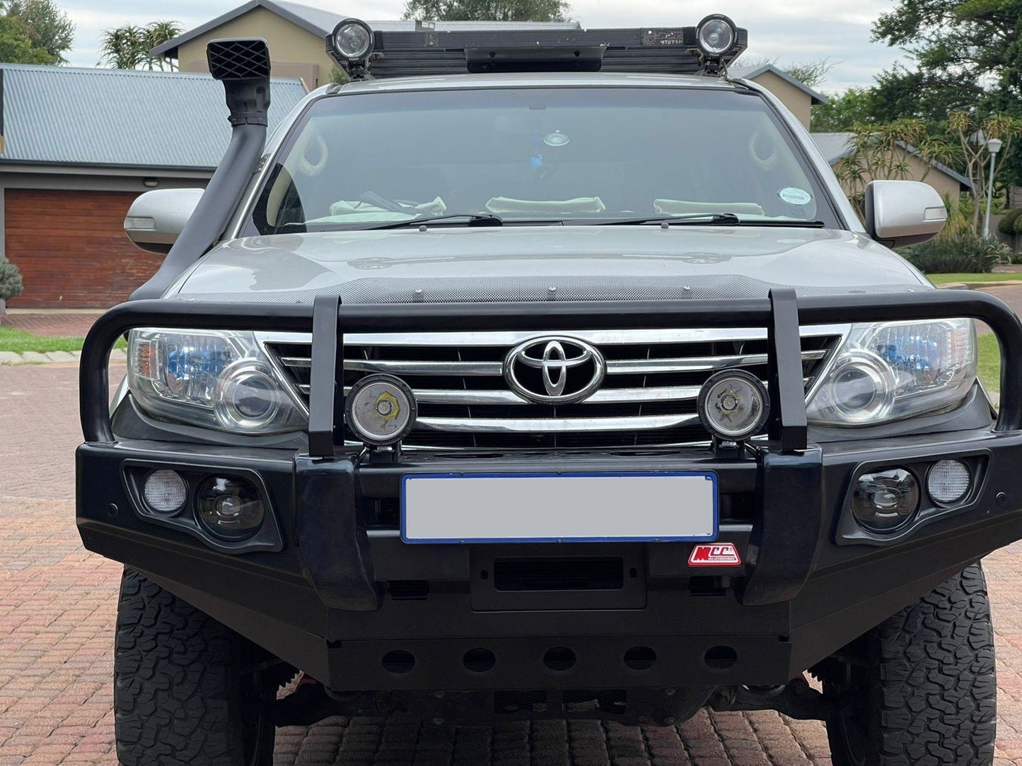 MCC Toyota Fortuner D4D (2011-2016) Post Type Bullbar Bumper