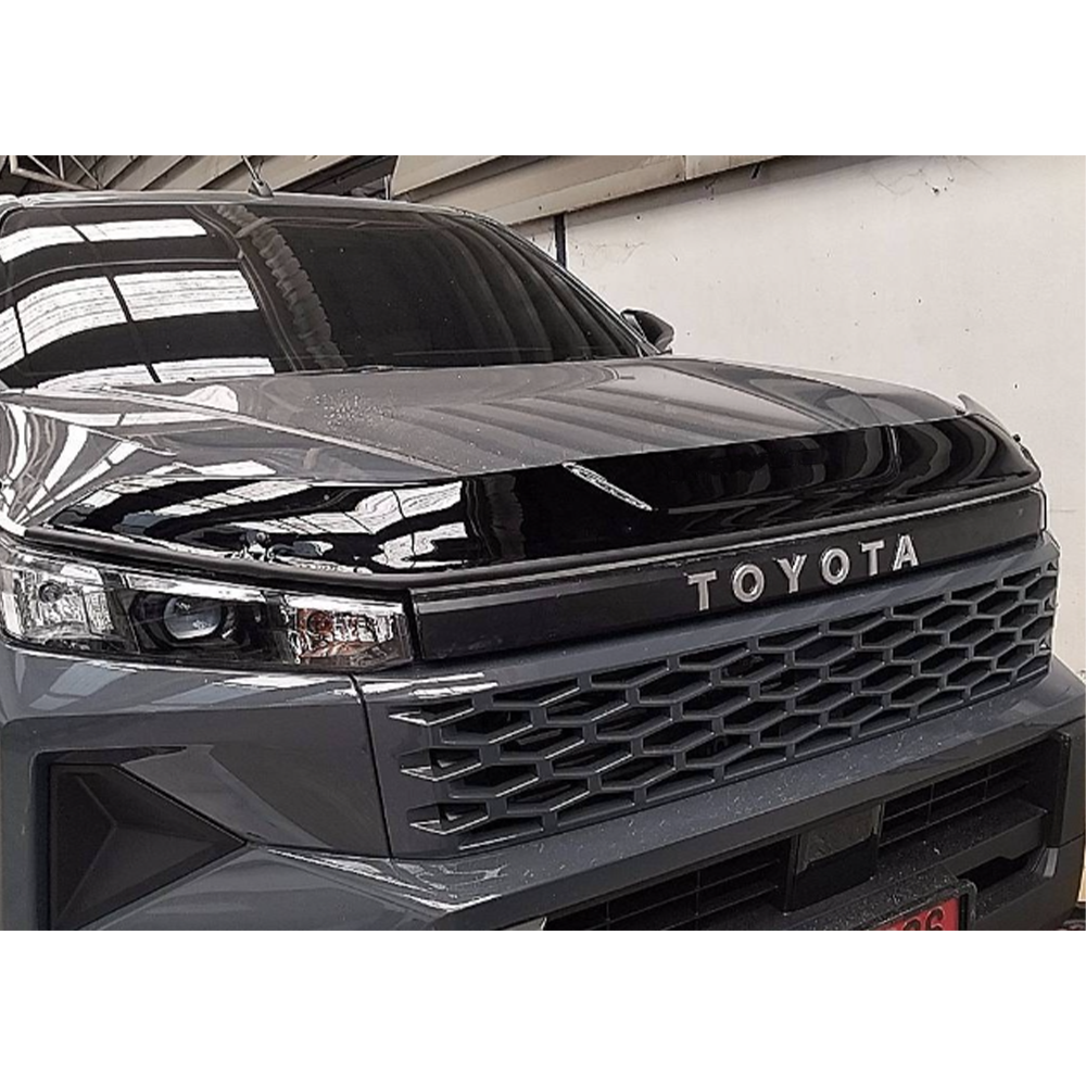 Toyota Hilux Travo (2026-Present) Bonnet Guard - Gloss Black