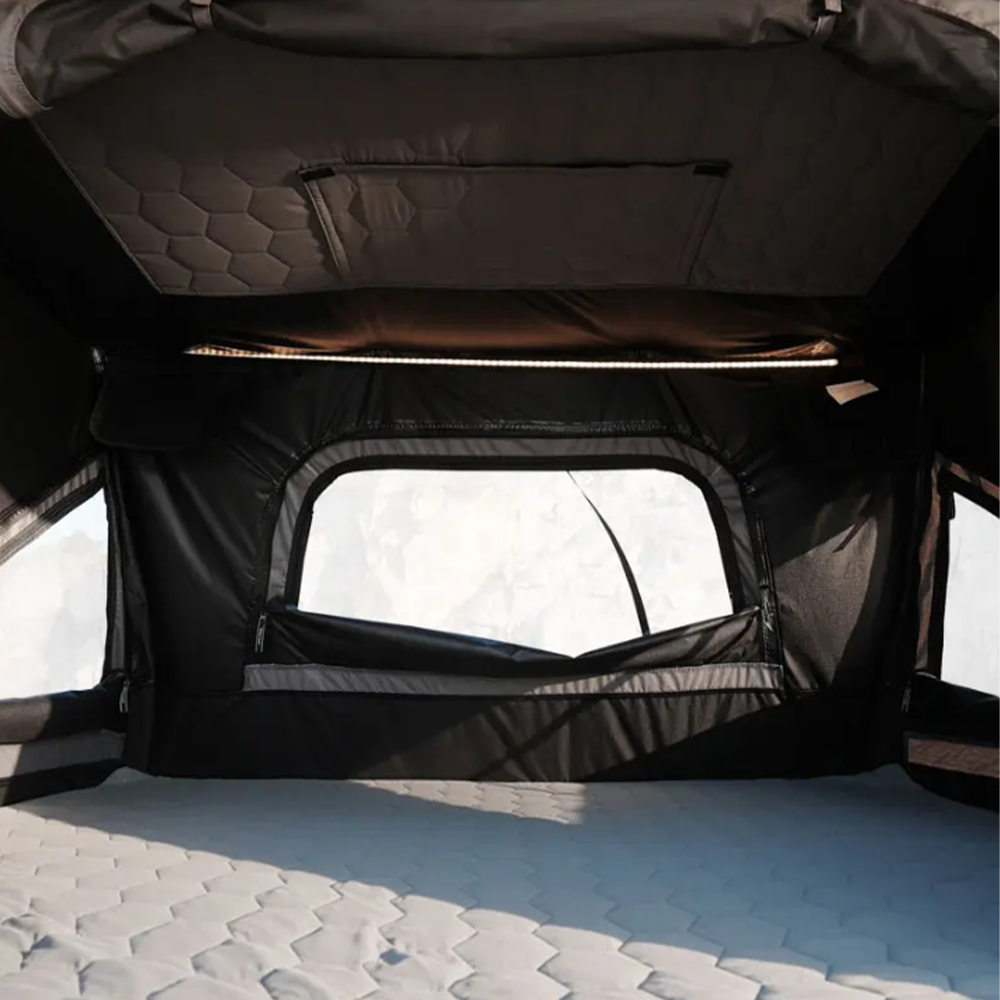 Wildland Rock Cruiser Z-shape hard shell roof top tent
