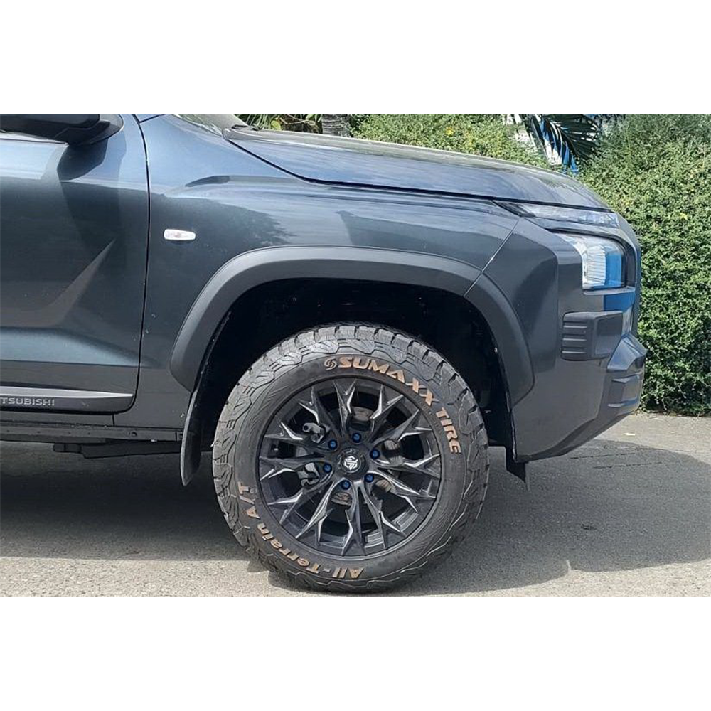 Mitsubishi Triton 2024-Present Slimline Fender Flares M/B