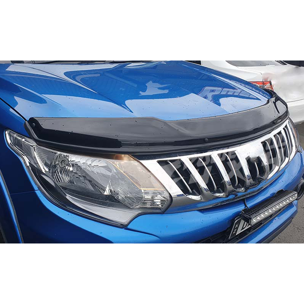 Mitsubishi Triton 2016-2018 Bonnet Guard Gloss Black