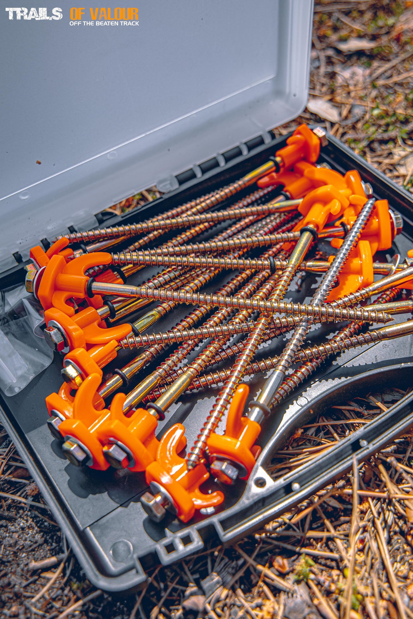 Roamer 205x7mm Screw in Tent Peg Set with Socket - 20pcs, Orange