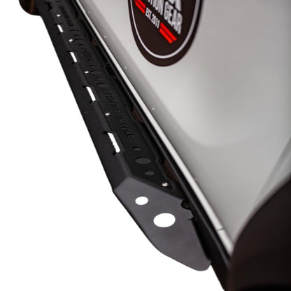 Gobi-X Premium Rocksliders – Toyota Hilux Revo/GD6 (2016–Present) Extra Cab - Black Or Tan Top Plate