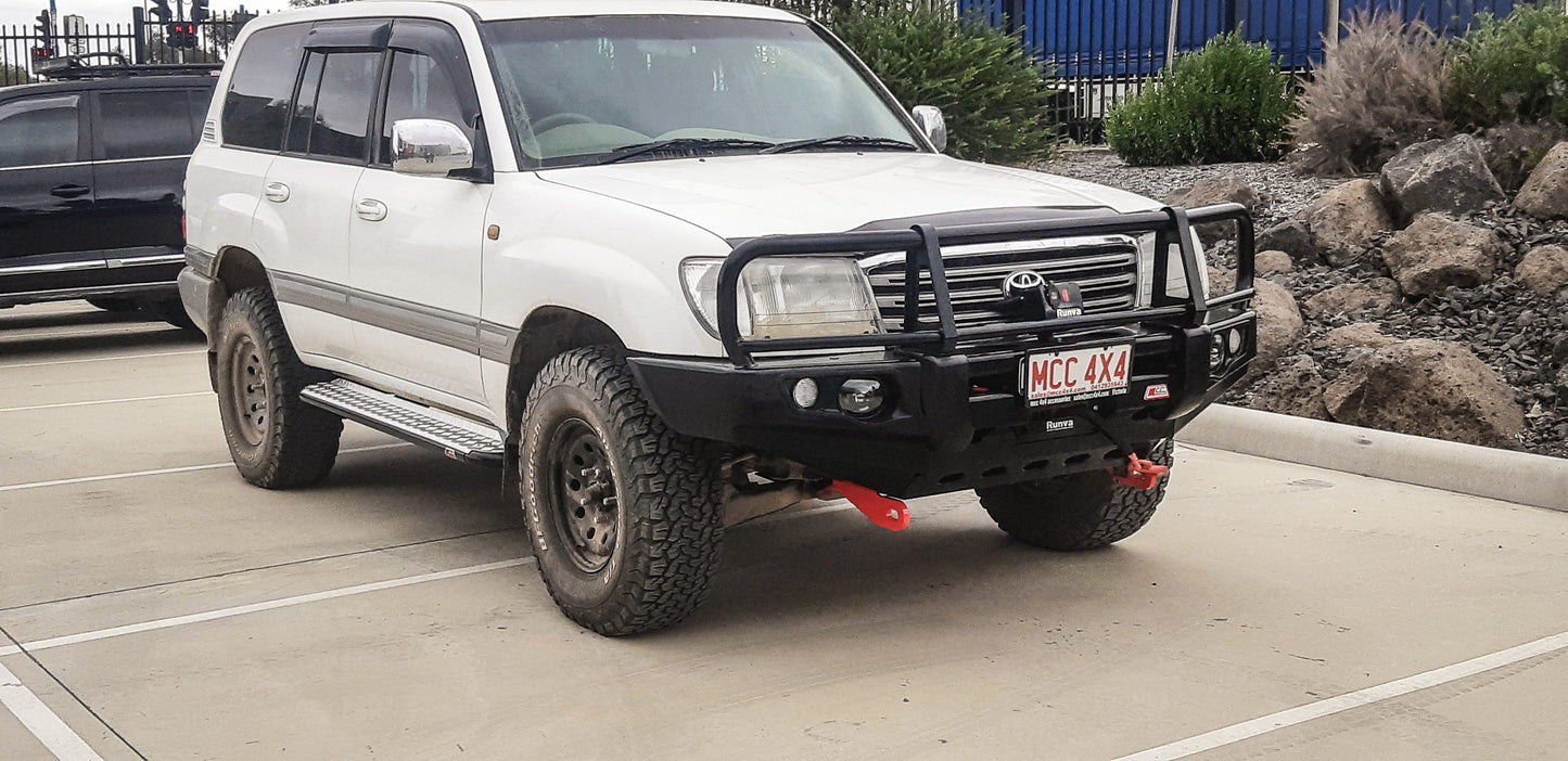 MCC Toyota Land Cruiser 105 Series GX (1998-2007) Post Type Bullbar Bumper