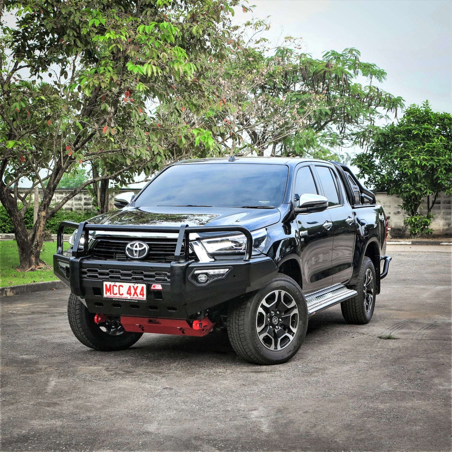 MCC Toyota Hilux GD6 (2020-Present) Legend/Raider/GR-Sport Phoenix Style Bullbar Bumper
