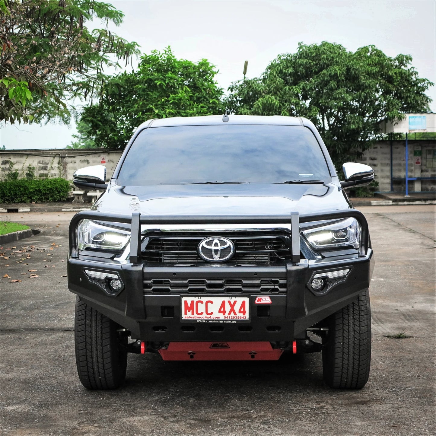 MCC Toyota Hilux GD6 (2020-Present) Legend/Raider/GR-Sport Phoenix Style Bullbar Bumper