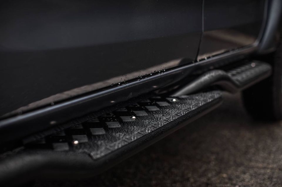 MCC Toyota Hilux GD6 (2016-Present) Twisted Style Side Steps - Double/Extended Cab