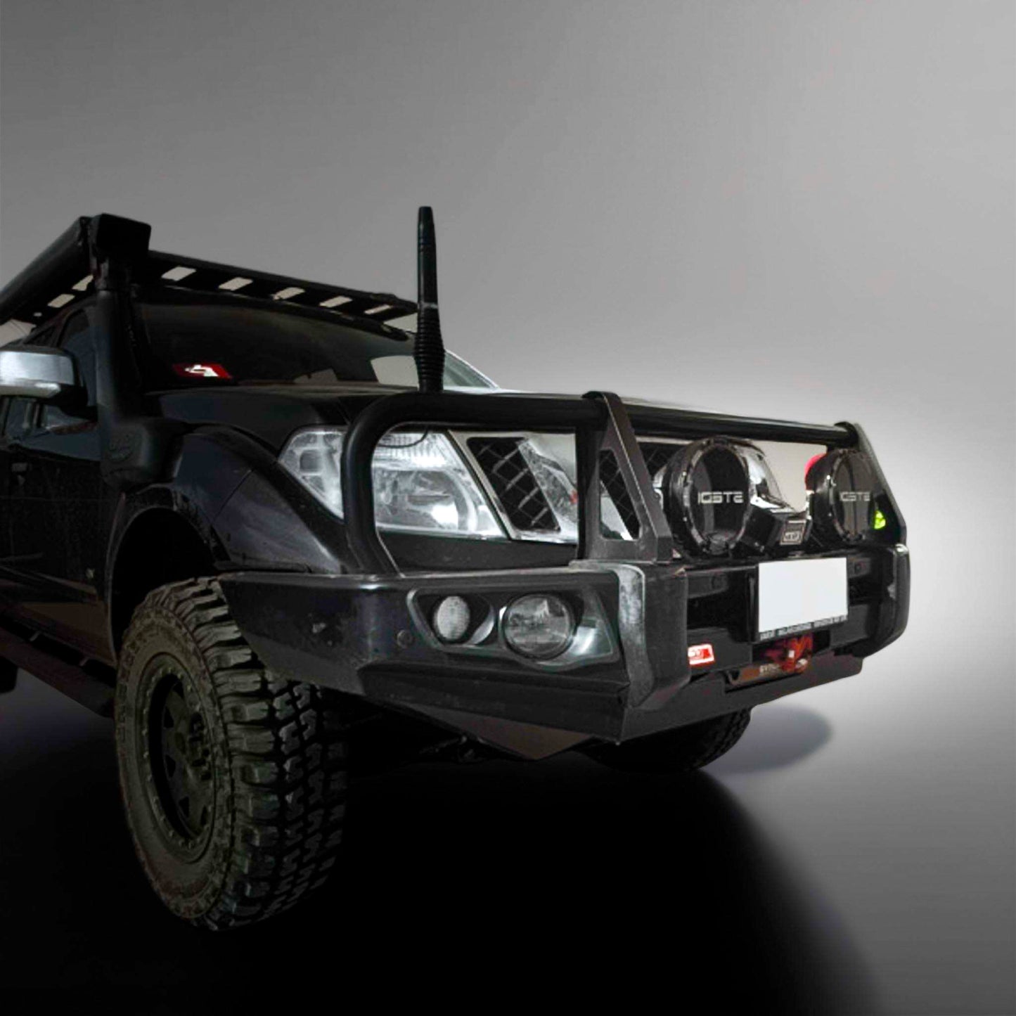 MCC Nissan Navara Thailand Spec (2005-2017) Post Type Bullbar Bumper