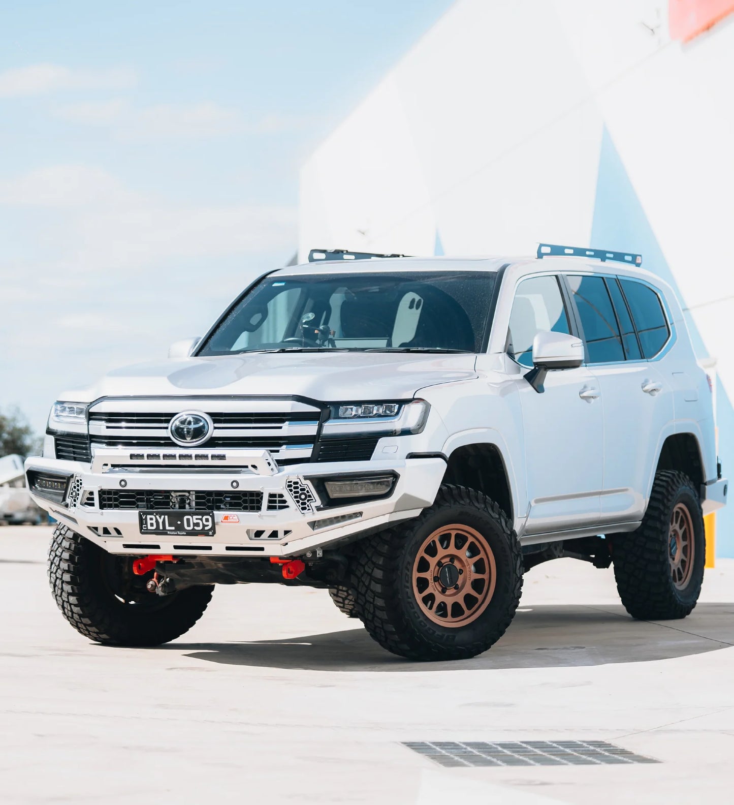MCC Toyota Land Cruiser LC300 (2022-Present) Pegasus Style Bullbar Bumper