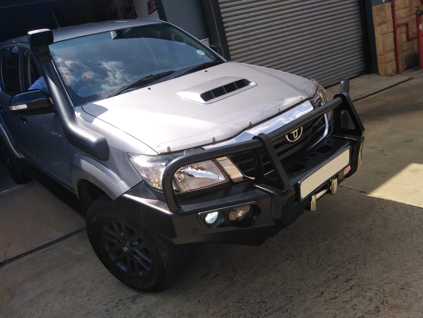 MCC Toyota Hilux D4D (2011-2016) Post Type Bullbar Bumper