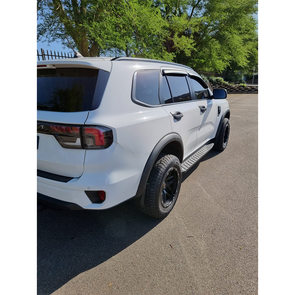 Ford Everest 2023+ V3 (4inch) Fender Flares OP M/B (Thai)