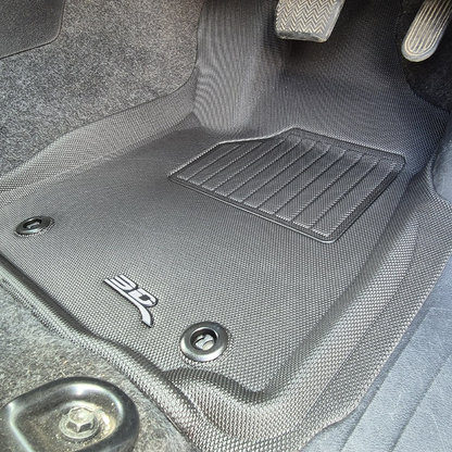 3D MAXpider KAGU Fortuner 2016-Present (AT) Moulded Floor Mats