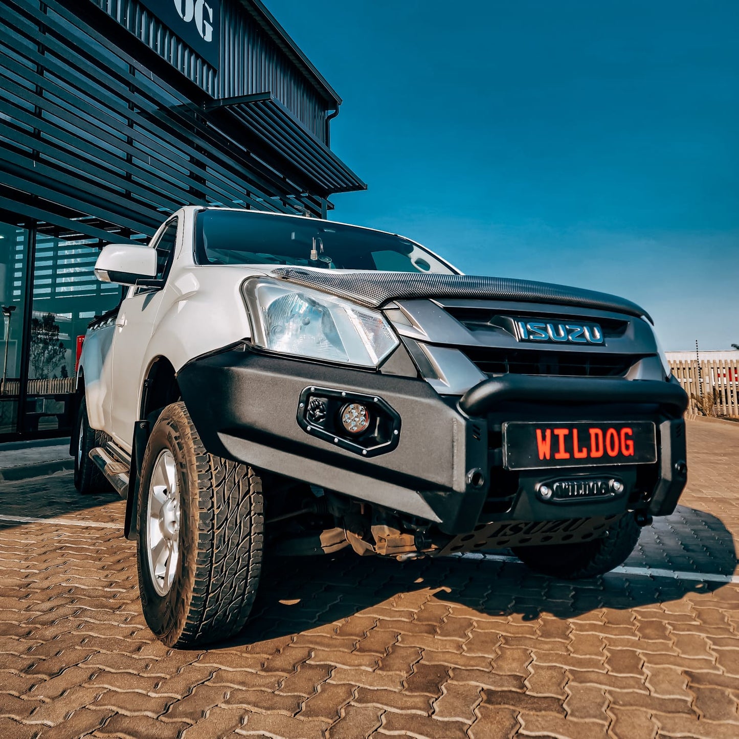 WILDOG Isuzu D-MAX Facelift (2017-2020) K9 Front Replacement Bumper