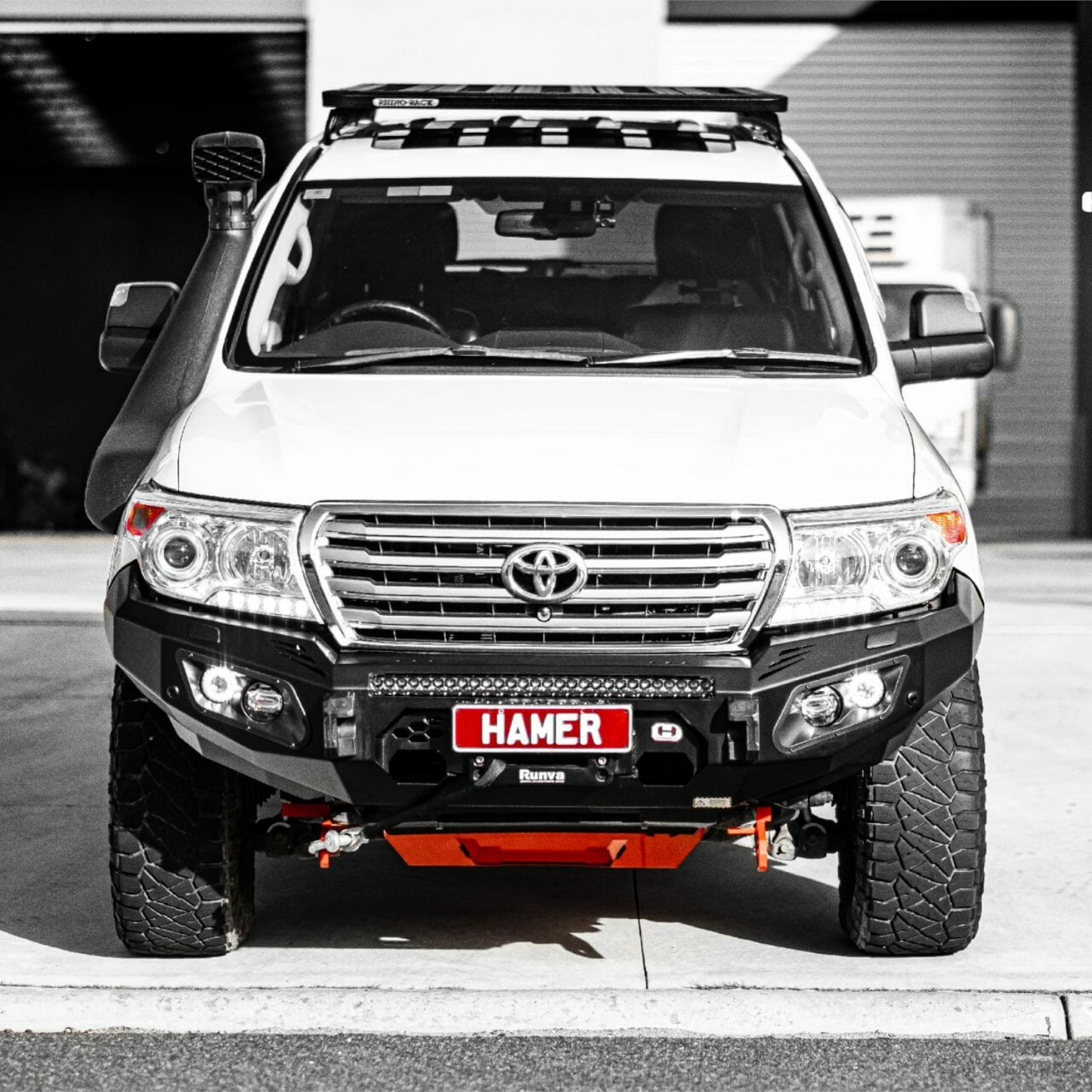Hamer Toyota Land Cruiser LC200 (2008-2015) King Series Front Bumper (No Bull Bar)