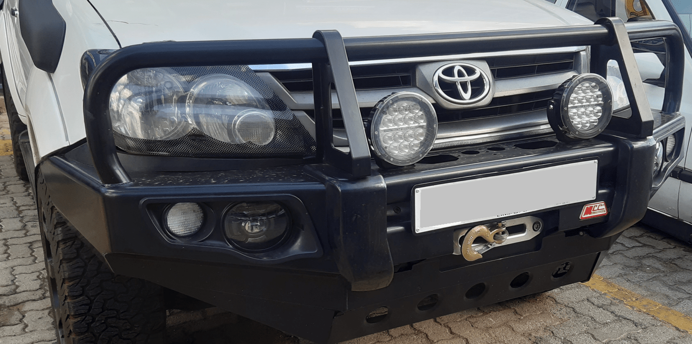 MCC Toyota Fortuner D4D (2005-2011) Post Type Bullbar Bumper