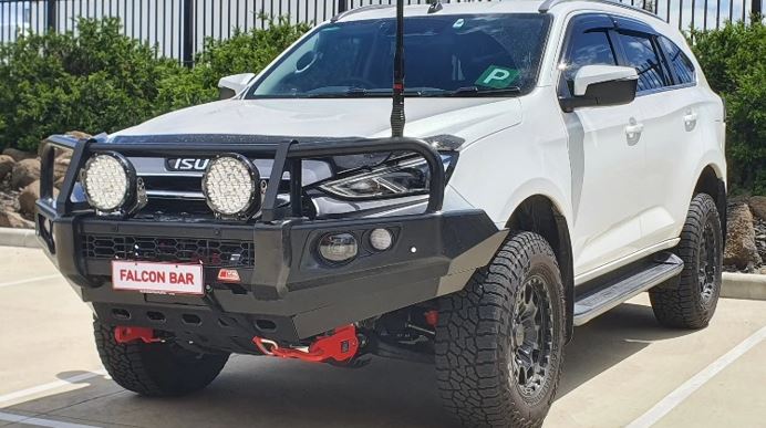 MCC Isuzu MU-X (2023-Present) Post Type Bullbar Bumper