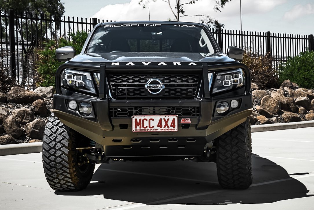 MCC Nissan Navara D23 (2021-Present) Post Type Bullbar Bumper
