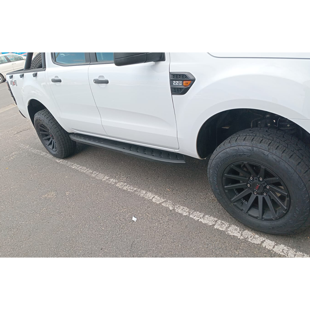 Roamer steel side steps for Ford Ranger double cab 2012-Present