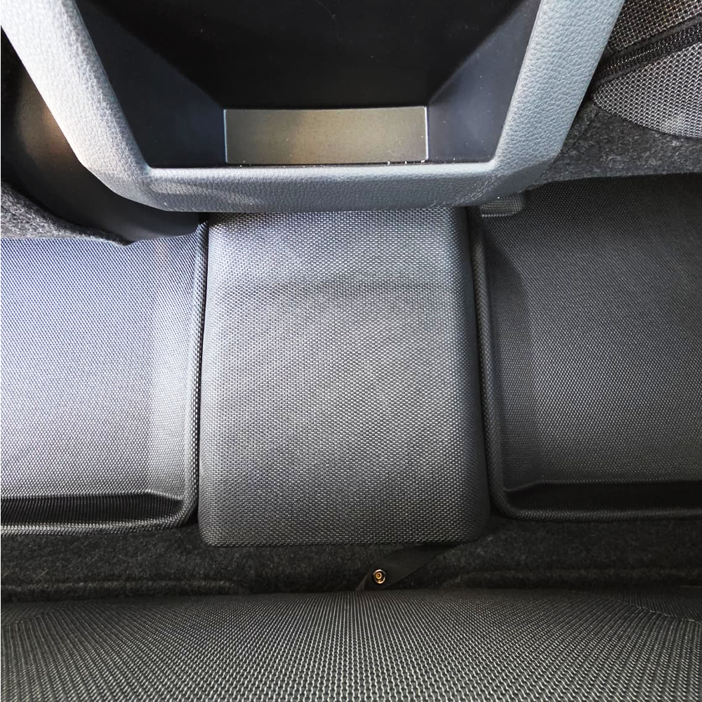 3D MAXpider KAGU Hilux Travo 2026-Present Moulded Floor Mats