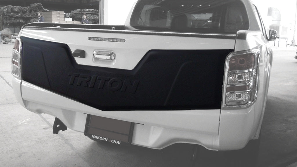 Mitsubishi Triton (2016-2019) Tail Gate Nudge with Logo