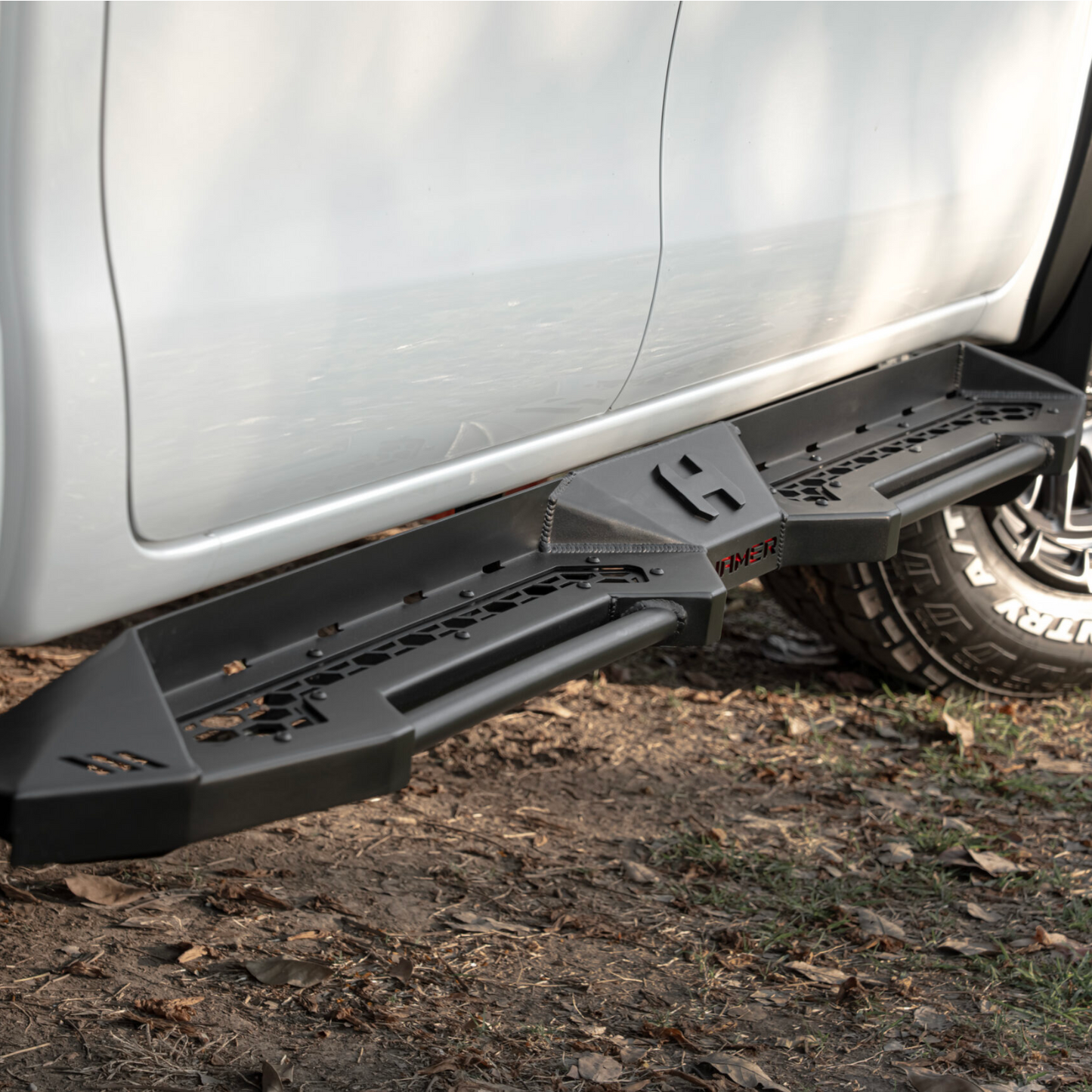 Hamer Toyota Hilux Travo (2026-Present) Shadow Series Side Steps