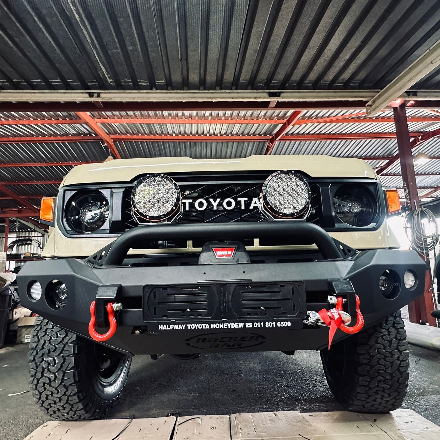 MCC Toyota Land Cruiser 70 Series (2007-Present) Low Loop Bullbar Bumper