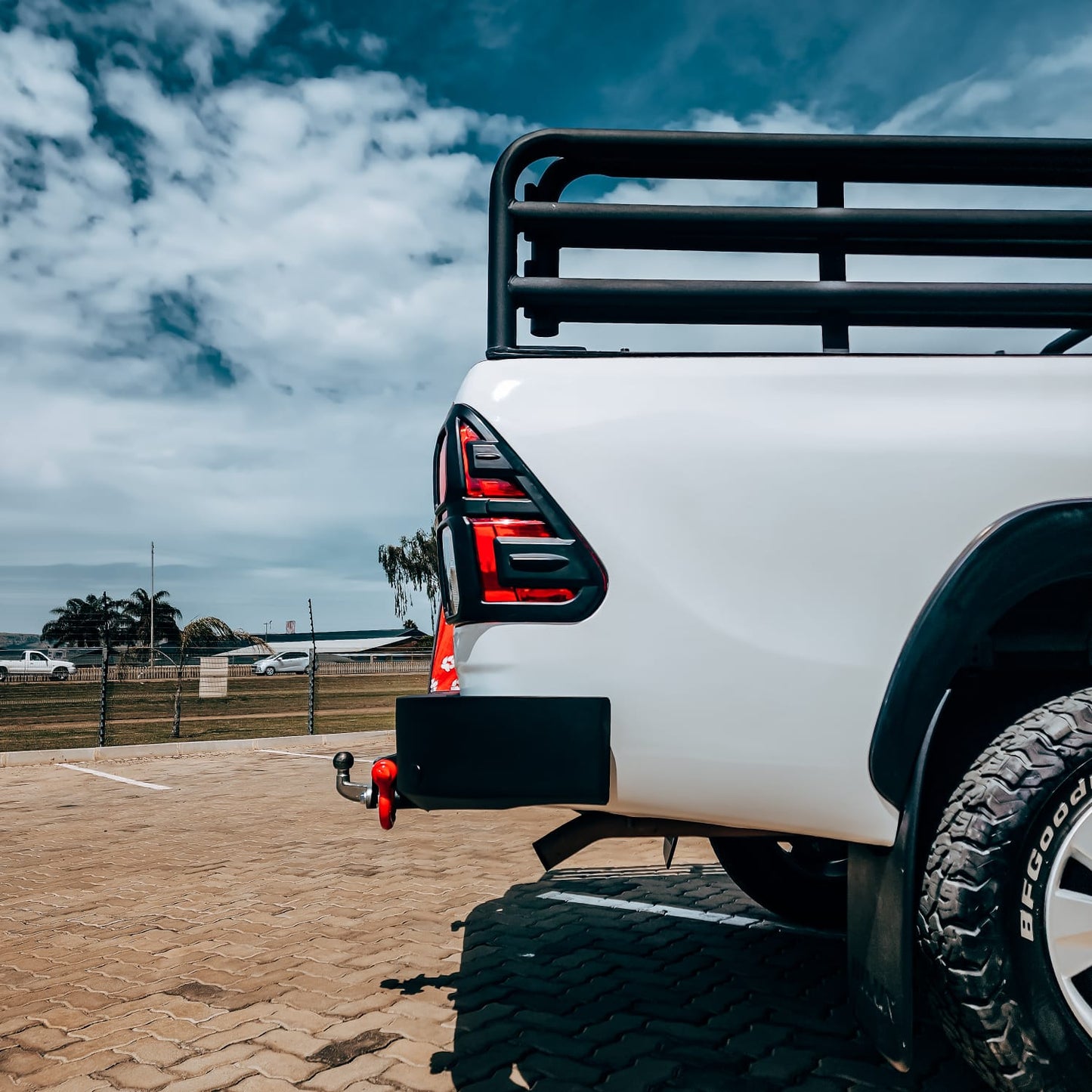 Wildog Toyota Hilux D4D (2005-2015) Standard Rear Replacement Bumper