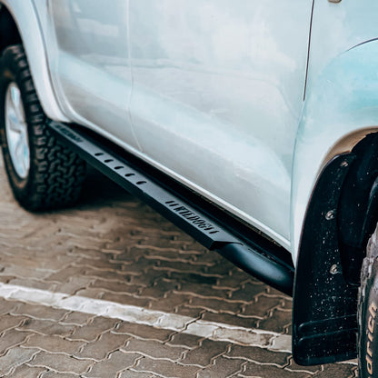 Wildog Toyota Hilux D4D (2005-2015) Standard Rock Sliders